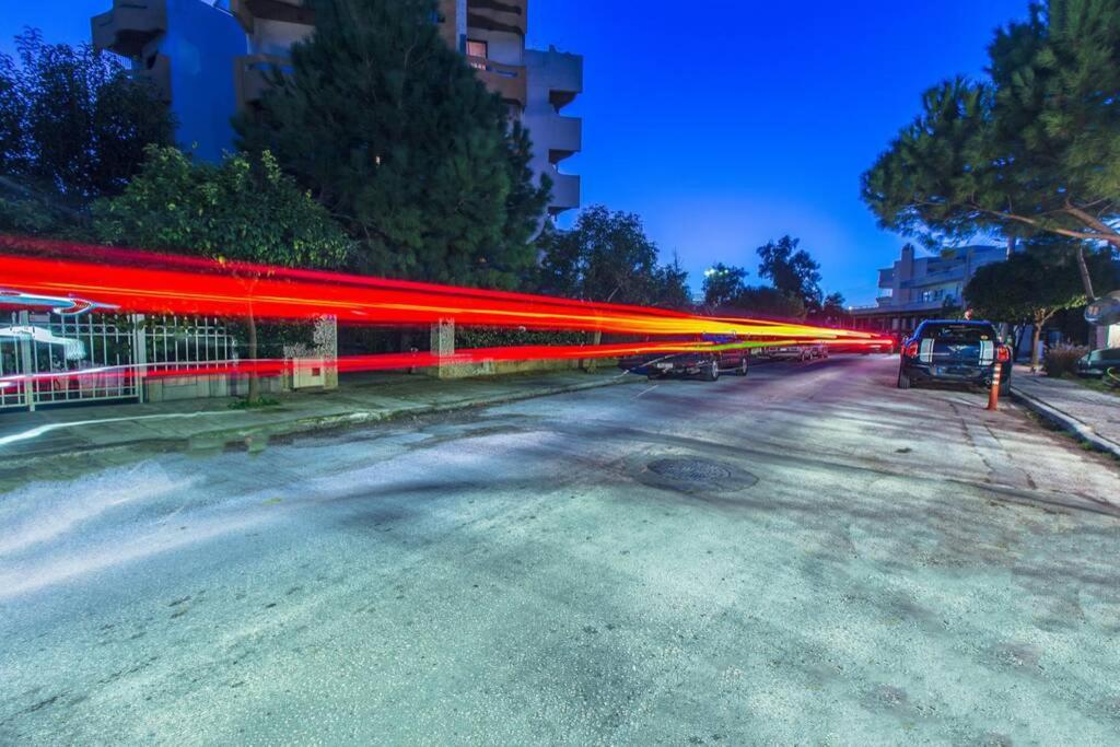 Spacious Apartment In Glyfada Close To The Sea アテネ エクステリア 写真